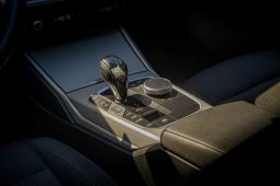 
										BMW 330e Touring full									