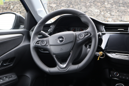 
										Opel Corsa 1.2T full									