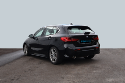 
										BMW 116d Pack M full									