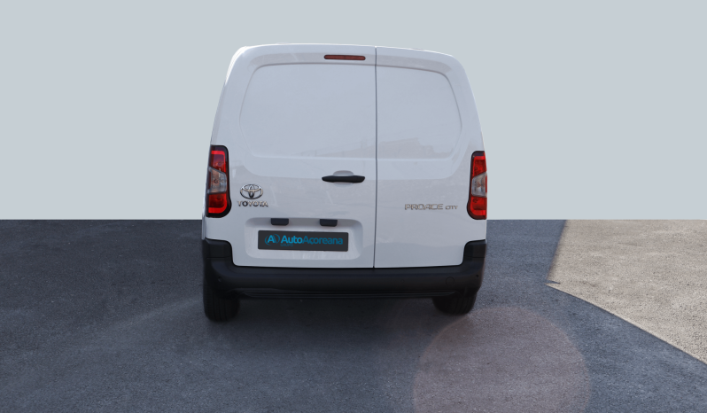 
								Toyota Proace City full									